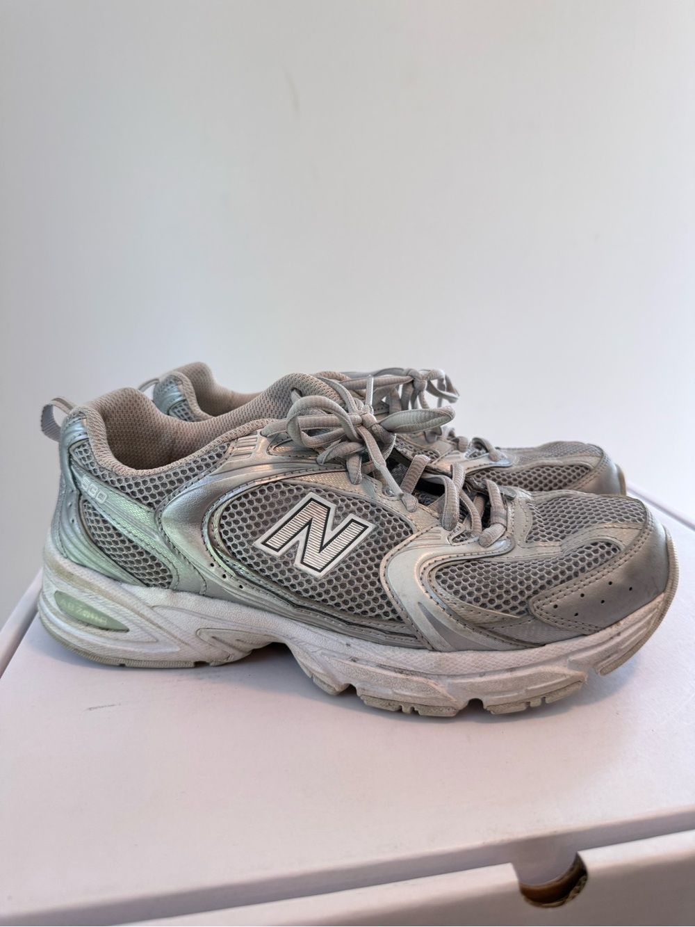 New Balance 530 Sneakers Silver Size US 8.5 Women Used #Lux-SH-2
